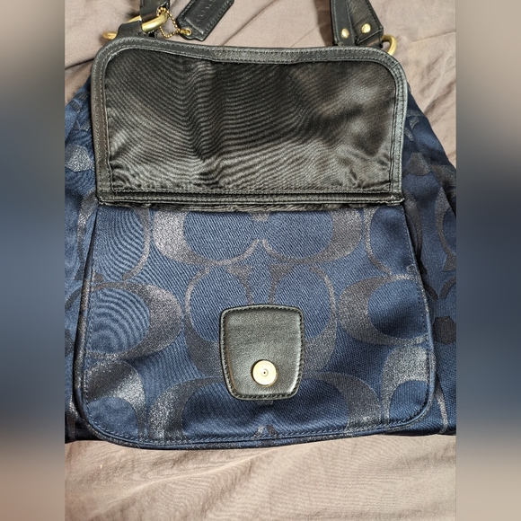 Coach Signature Metallic Campbell Jacquard Buckle Purse - Picture 5 of 17